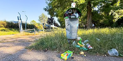 Siłownia przy Migdałowej jak śmietnik. "Tam jest taki syf!"-35670