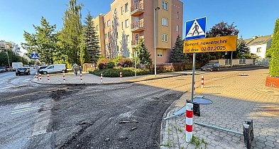 Remont trwa, kierowcy lekceważą znaki! Wielkie frezowanie na Kabatach-35672