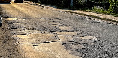 Ulica jak z horroru od lat czeka na remont. A harmonogram się sypie!-36437