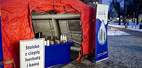 Nadciąga fala arktycznego zimna. Ratusz stawia namioty