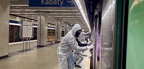Graficiarze zatrzymali pociąg metra!