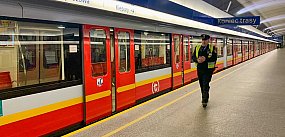 Poranna awaria w metrze. Zamknięte były trzy stacje