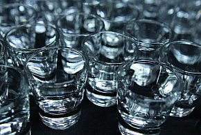Alkohol łatwiejszy do zdobycia niż leki? Polacy mówią wprost: dość!-37103