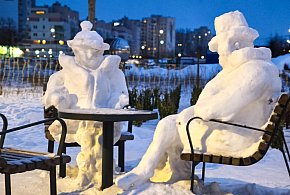 Śnieżne rzeźby na Ursynowie zachwycają. Zobacz to dzieło!-38911