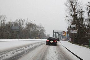 Poważne zagrożenie na drogach. Kierowcy często o tym zapominają-39185