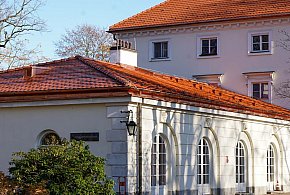 Koniec z "marsylką" w Natolinie. Oficyna pałacowa wygląda jak za dawnych lat