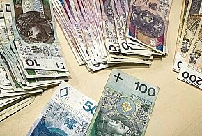 Szajka oszustów rozbita! CBZC z Ursynowa zatrzymało 9 osób za wyłudzenia online