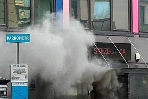 Resztki prochu i iskra? Nieoficjalne przyczyny pożaru strzelnicy na Ursynowie