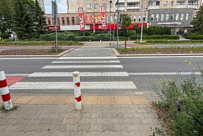 13-latka potrącona na przejściu na Dereniowej. Szła do szkoły, trafiła do szpitala