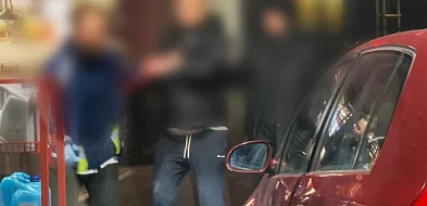 Pijany kierowca na stacji paliw na Ursynowie! Obywatelskie ujęcie-38697