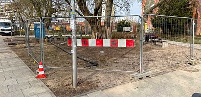 Aresztowane trawniki na Ursynowie. "Co to za wykopki?"