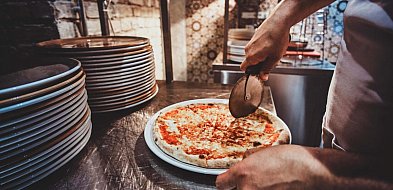 Plaga głupich telefonów paraliżuje lokalną pizzerię na Ursynowie