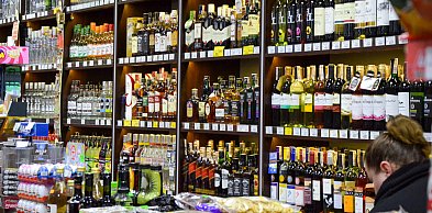 Prohibicja w całej Warszawie? Jest projekt, zajmą się nim radni