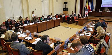 Nocna prohibicja: Spadła liczba interwencji straży miejskiej i policji