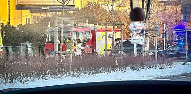 Wypadek na Ursynowie. Kierowca przejechał na czerwonym świetle