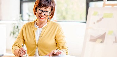 Handel stacjonarny i online – różnice w księgowości i rozliczeniach podatkowych