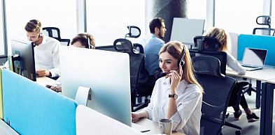Outsourcing call center - kiedy się opłaca i jak policzyć ROI