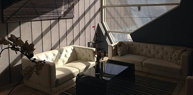 Trendy 2026: Rolety dzień-noc i luksusowa satyna. Zobacz, jak Polacy urządzają syp