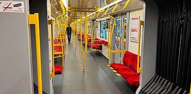 Metro pojedzie rzadziej, niektóre autobusy nie wyjadą. Zmiany już od czwartku