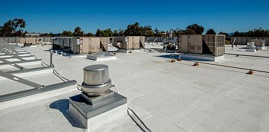 Bezpieczny dach to Twój obowiązek – konsekwencje prawne braku zabezpieczeń