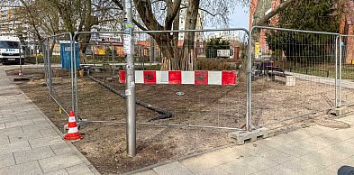 Aresztowane trawniki na Ursynowie. "Co to za wykopki?"