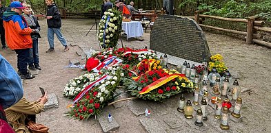 „Lotnictwo wymaga pokory wobec ryzyka”. Rocznica katastrofy w Lesie Kabackim