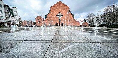 Mówił umieszczaniu imigrantów w Auschwitz. Wystąpi na odpuście na Ursynowie
