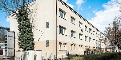 Drożej niż w hostelu, taniej niż w Bristolu. Nowe stawki na Kolskiej!