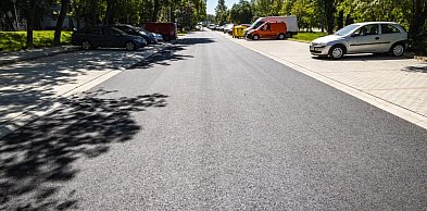 Parking przy Polinezyjskiej gotowy. "Czemu tak długo?" - pytają mieszkańcy