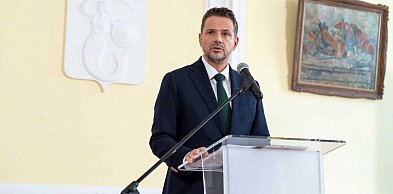 Trzęsienie ziemi w stołecznym ratuszu. Trzaskowski ogłosił dymisje!