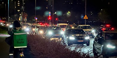 Protest osiedla Kazury sparaliżował pół Ursynowa. Kierowcy wściekli-37025