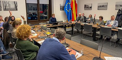 Wracają protesty na rondzie! Radni KO storpedowali stanowisko ws. dialogu-37541