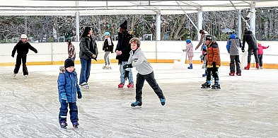 Wraca lodowisko na Kajakowej. Budowa ruszyła-37781