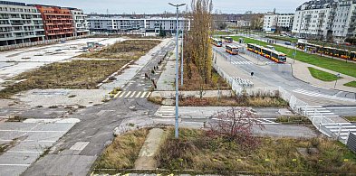 Działka po Tesco na Kabatach. Jest zgoda na osiedle mieszkaniowe z usługami