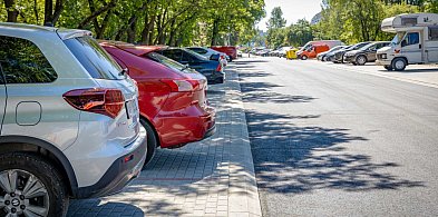 Parking przy Polinezyjskiej gotowy. "Czemu tak długo?" - pytają mieszkańcy