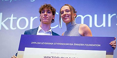 UKS GIM 92 Ursynów ma powody do dumy. Wiktor Chmurski w teamie Igi Świątek!