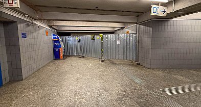 "Schodzisz na dół, a tu niespodzianka". ZTM znowu zapomniał o informacji-37562