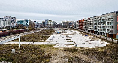 Deweloper wykłada karty na stół. Oto, co powstanie po Tesco Kabaty-38130