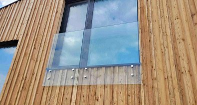 Balustrada francuska a bezpieczeństwo dzieci. Jakie rozwiązania warto wybrać?-38157