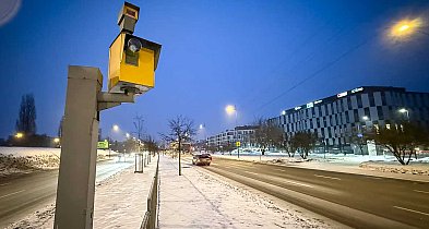 Fotoradar na Pileckiego bije rekordy! Przez wiadukt, który idzie do wyburzenia?