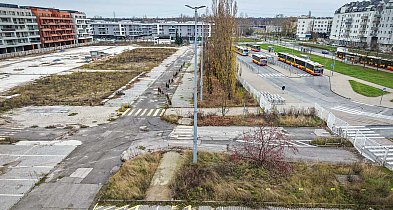 Działka po Tesco na Kabatach. Jest zgoda na osiedle mieszkaniowe z usługami