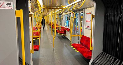 Metro pojedzie rzadziej, niektóre autobusy nie wyjadą. Zmiany już od czwartku