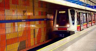 Majówka w komunikacji z niespodzianką od metra