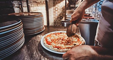 Plaga głupich telefonów paraliżuje lokalną pizzerię na Ursynowie