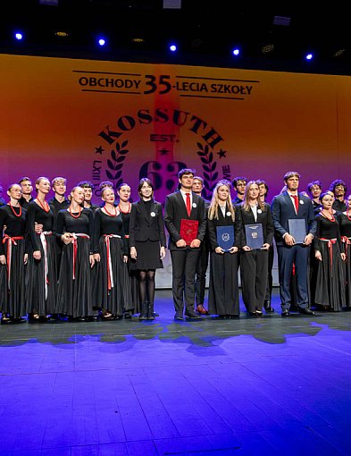 35 lat minęło jak jeden dzień! LXIII LO im. Kossutha świętowało z wielką pompą-37508