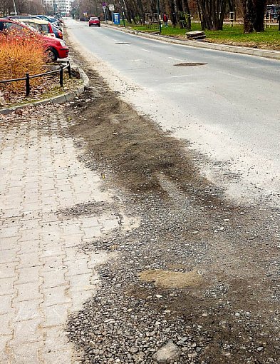 Jeżewskiego na Kabatach zamknięta na 3 dni. Mieszkańcy: „Jak dojedzie karetka?”-38376