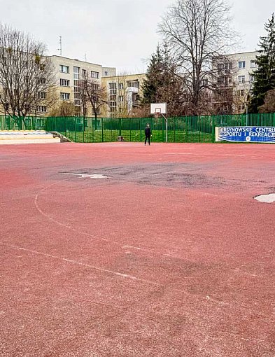 Pięć boisk sportowych na Ursynowie do remontu. Dzielnica dostała pieniądze