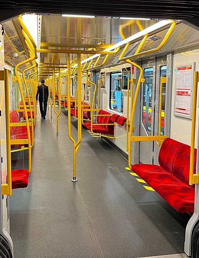 Metro pojedzie rzadziej, niektóre autobusy nie wyjadą. Zmiany już od czwartku