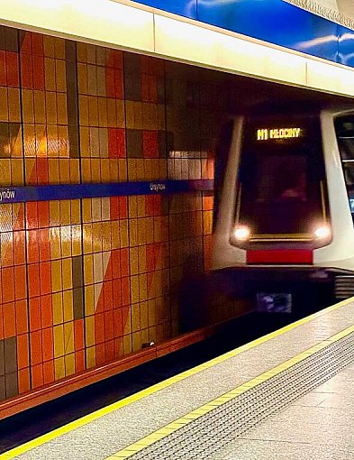 Awaria w metrze. Trzy stacje na Ursynowie były zamknięte
