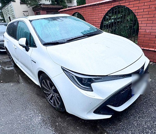Kradzież w firmie z Ursynowa. Toyota, laptop i telefon za ponad 100 tysięcy-36927